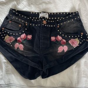 One teaspoon jean shorts with flowers on them 27